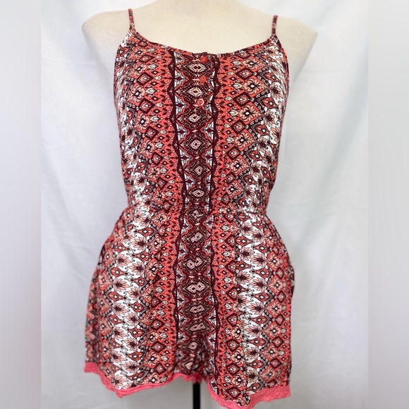 Romper - Picture 3 of 4